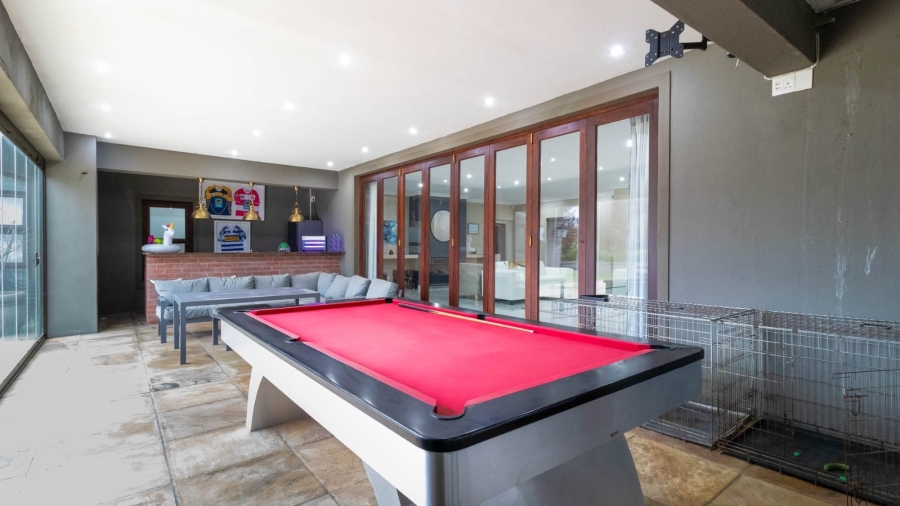 5 Bedroom Property for Sale in Klein Zevenwacht Western Cape